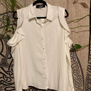 NWT Francesca’s Ruffled White Button Down Size L